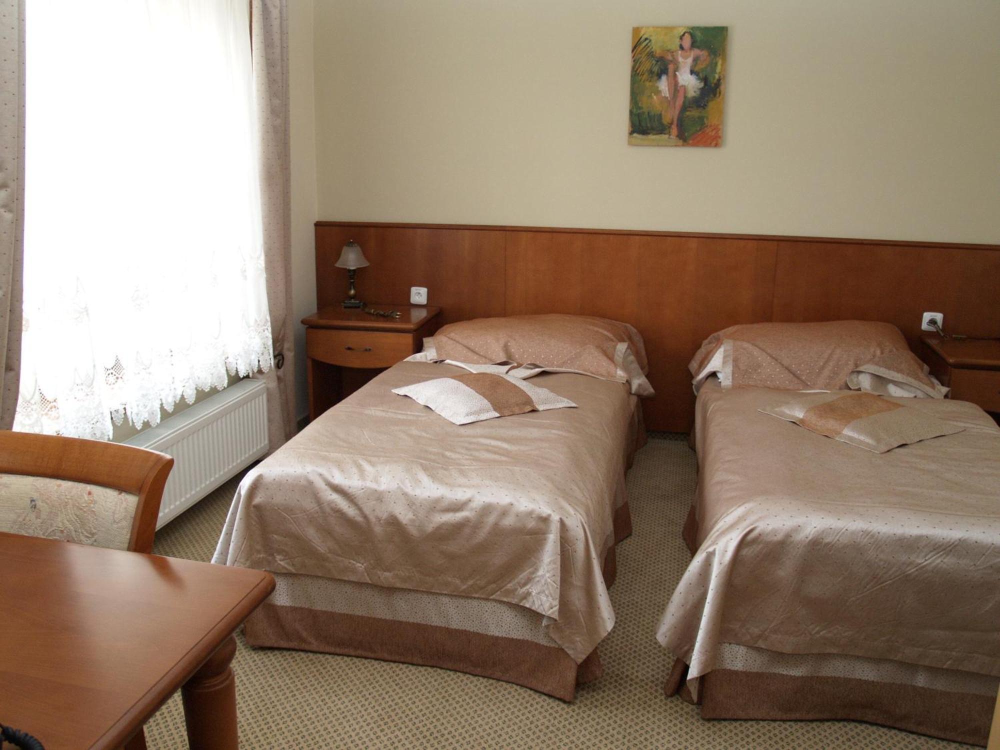Park Hotel Tartuf Beladice Zewnętrze zdjęcie
