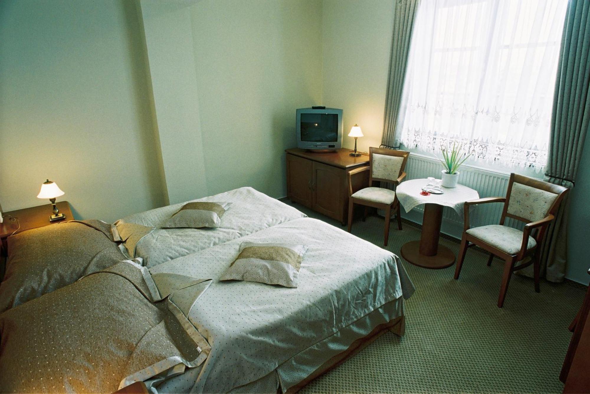 Park Hotel Tartuf Beladice Zewnętrze zdjęcie