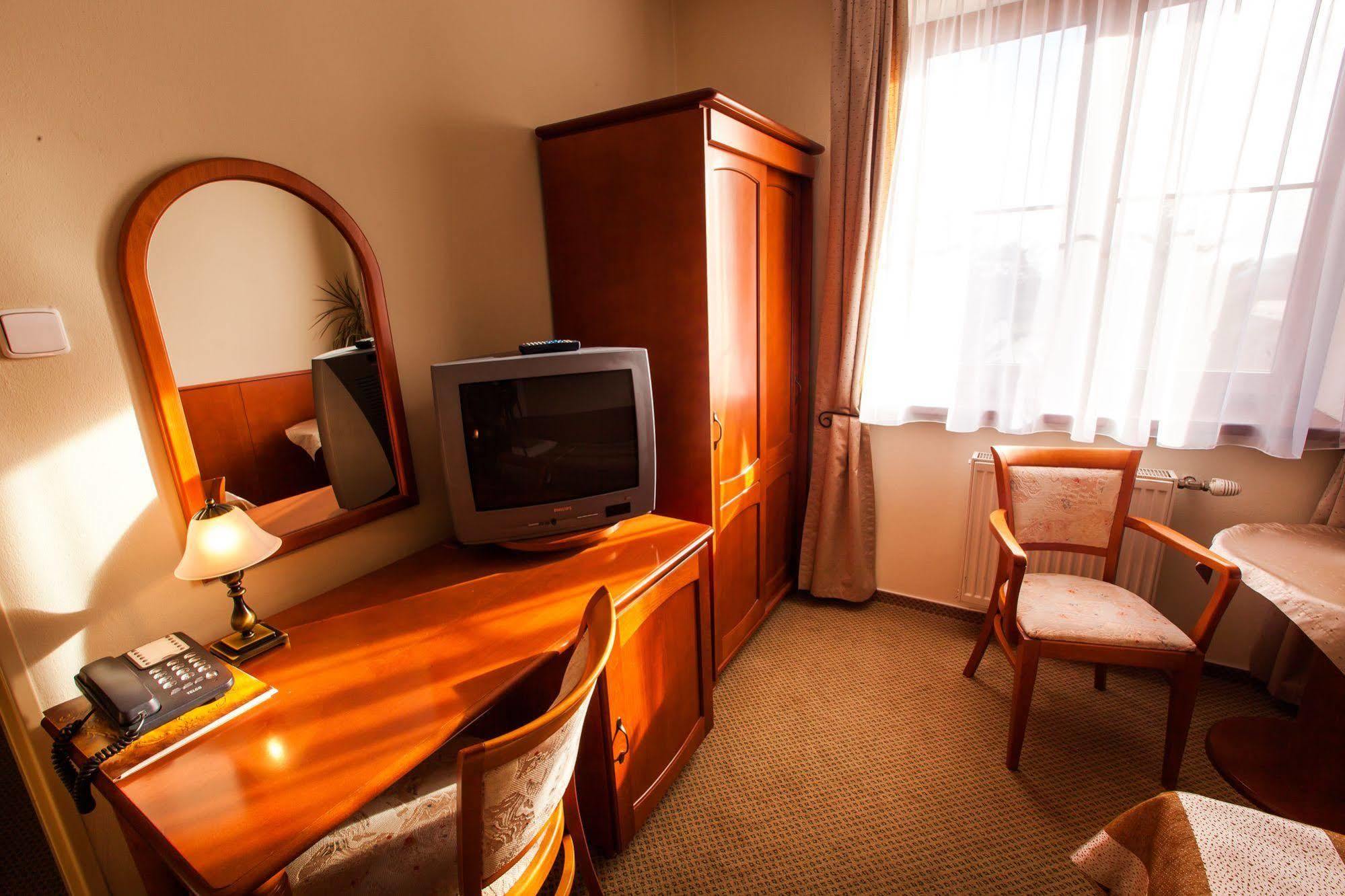 Park Hotel Tartuf Beladice Zewnętrze zdjęcie