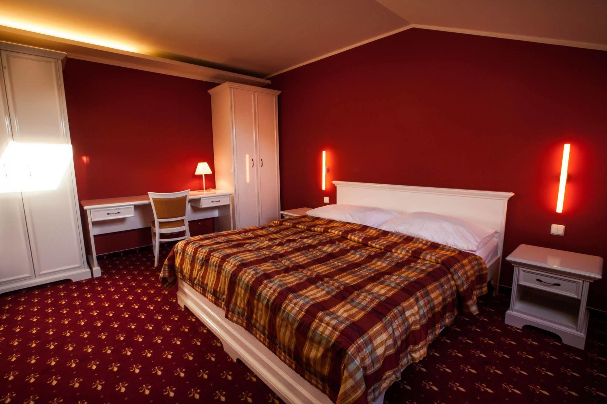 Park Hotel Tartuf Beladice Zewnętrze zdjęcie