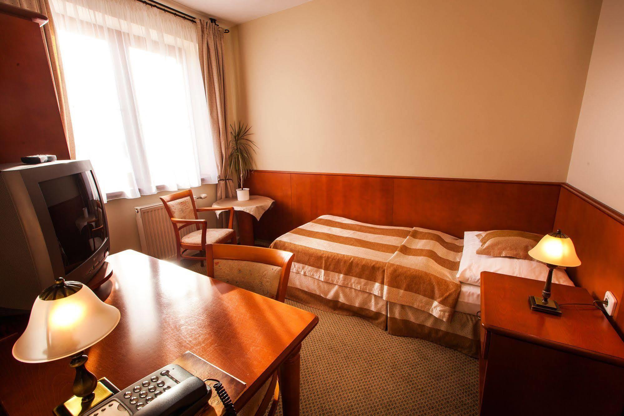 Park Hotel Tartuf Beladice Zewnętrze zdjęcie
